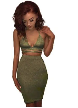 Vestido lencero ajustado con tirantes finos