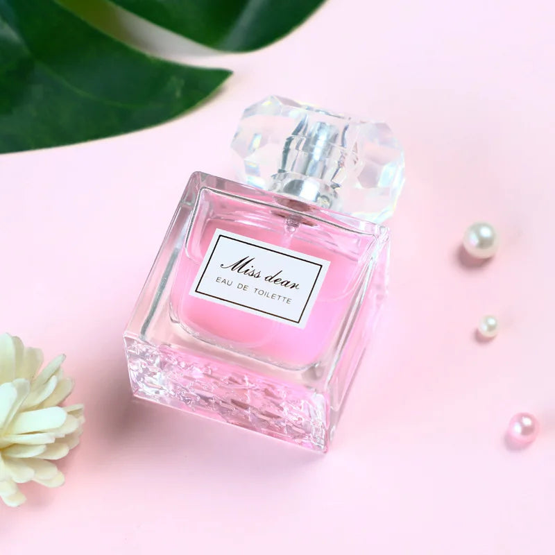 Perfume elegante romántico, con aroma a jazmín