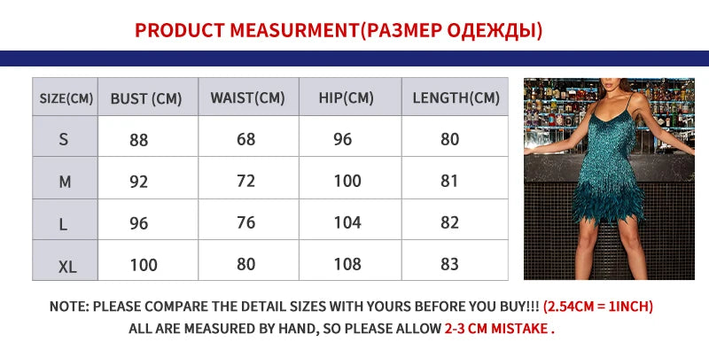 Vestido mini con borlas y lentejuelas