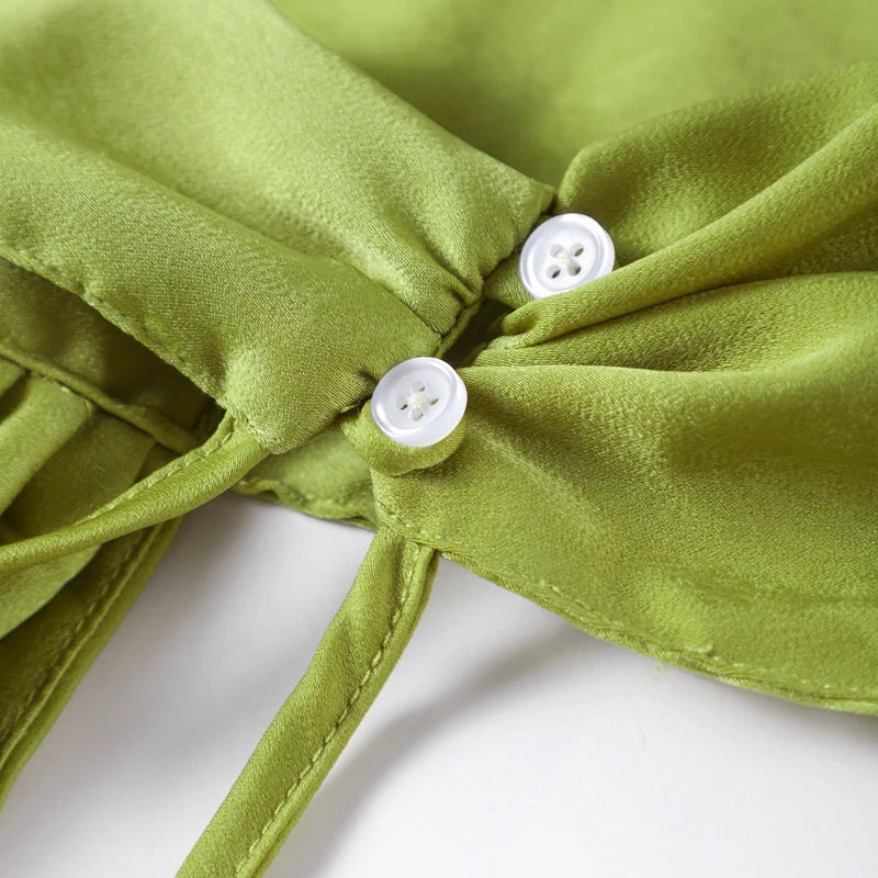 Vestido elegante con lazo