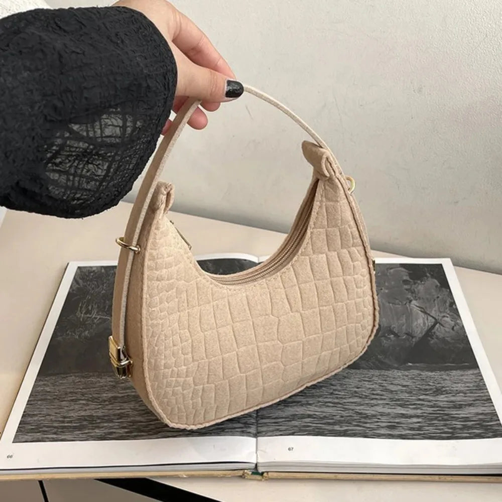 Bolso de mano de fieltro