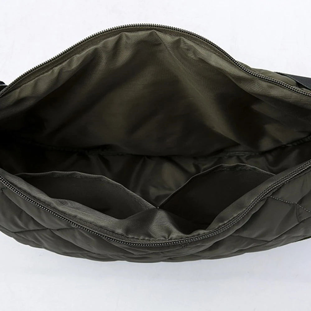 Bolso de pecho estilo hobo