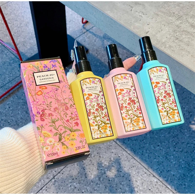 Perfume clásico de aroma a jazmín fresco