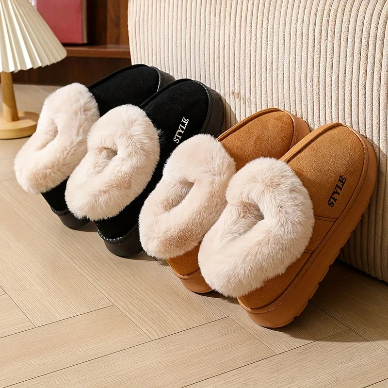 Pantuflas de invierno con forro polar.